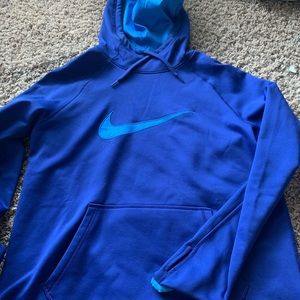 nike hoodie